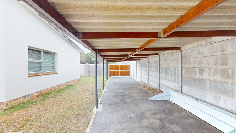 3 Bedroom Property for Sale in Lochnerhof Western Cape